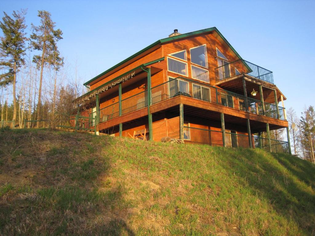 Wild Nature B&B Kelowna Exterior photo